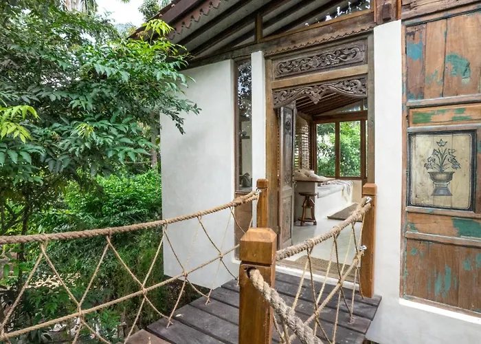 Pelangi Tree-house At Inspirit Villa *
